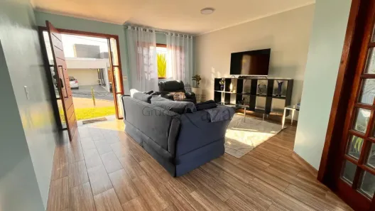 Casa de Condomínio com 4 Quartos à venda, 180m² no Condomínio Residencial Mantiqueira, São José dos Campos