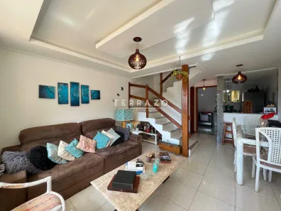Casa de Condomínio com 3 Quartos à venda, 100m² no Cascata dos Amores, Teresópolis