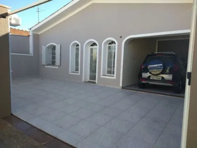 Casa com 5 Quartos à venda, 324m² no Vila Marieta, Campinas