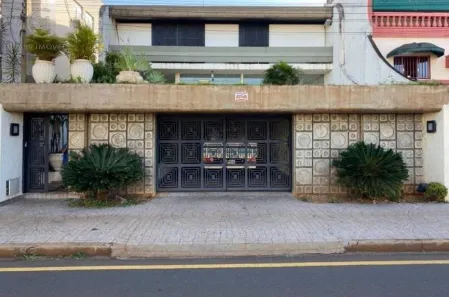 Imóvel Comercial com 7 Quartos para alugar, 441m² no Vitória, Londrina