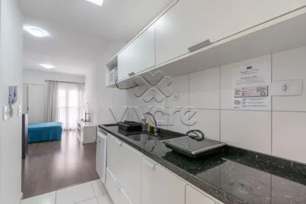Apartamento com 1 Quarto para alugar, 28m² no Centro, Curitiba