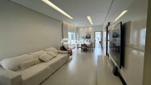 Casa de Condomínio com 4 Quartos à venda, 270m² no Tiradentes, Porto Velho