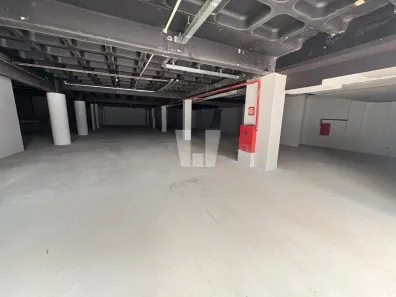 Ponto Comercial para alugar, 670m² no Belvedere, Belo Horizonte