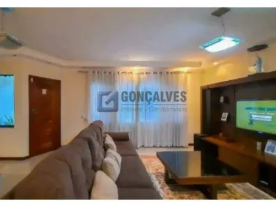 Sobrado com 4 Quartos para alugar, 185m² no Taboão, São Bernardo do Campo
