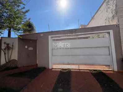 Casa com 3 Quartos para alugar, 160m² no Residencial Cambuy, Araraquara