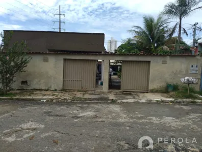 Casa com 3 Quartos à venda, 441m² no Setor dos Funcionários, Goiânia