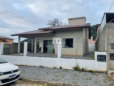 Casa com 3 Quartos à venda, 120m² no Alto Perequê, Porto Belo