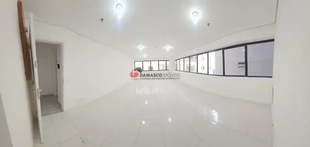 Sala Comercial à venda, 50m² no Santo Antônio, São Caetano do Sul
