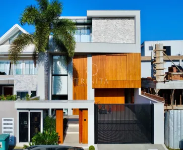 Casa de Condomínio com 4 Quartos à venda, 520m² no Recreio dos Bandeirantes, Rio de Janeiro