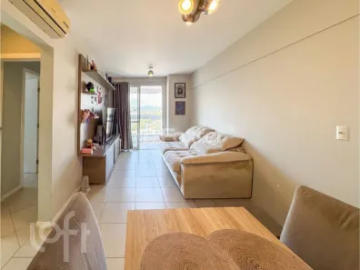 Apartamento com 2 Quartos à venda, 70m² no Barreiros, São José