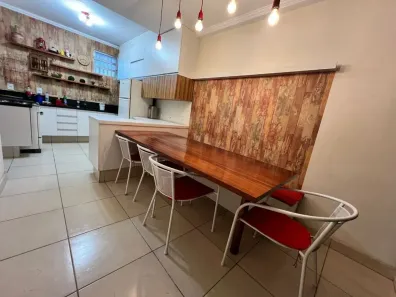 Casa com 3 Quartos para alugar, 155m² no Jardim Satélite, São José dos Campos