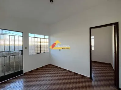 Casa com 2 Quartos para alugar, 43m² no Tietê, Divinópolis