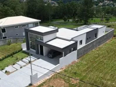 Casa de Condomínio com 4 Quartos à venda, 270m² no Jardim do Golf I, Jandira