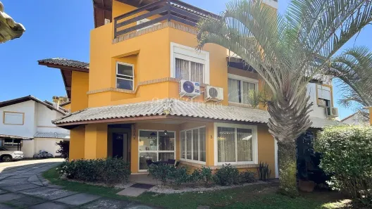Casa de Condomínio com 4 Quartos à venda, 32m² no Cachoeira do Bom Jesus, Florianópolis