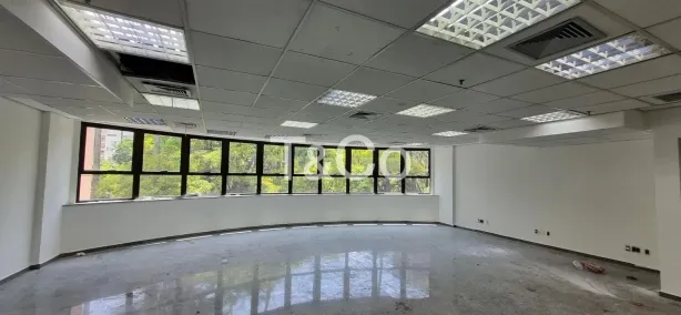 Prédio Comercial com 18 Quartos à venda, 3000m² no Centro, Campinas