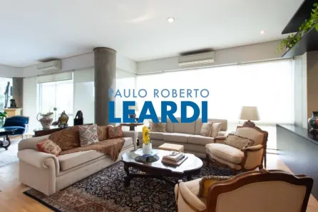 Apartamento com 4 Quartos para venda ou aluguel, 272m² no Jardim Fonte do Morumbi, São Paulo