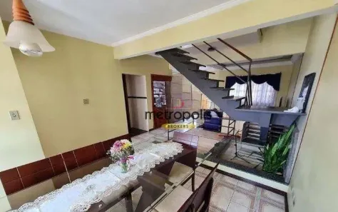 Sobrado com 4 Quartos à venda, 234m² no Matriz, Mauá