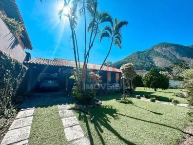 Casa com 4 Quartos à venda, 220m² no Itacoatiara, Niterói