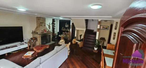 Casa de Condomínio com 5 Quartos à venda, 248m² no Alto, Teresópolis