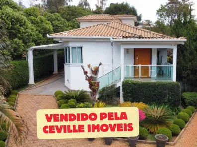 Casa de Condomínio com 4 Quartos à venda, 300m² no , Brumadinho