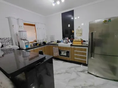 Sobrado com 3 Quartos à venda, 220m² no Loteamento Residencial Flavia, Campinas