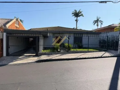 Casa com 3 Quartos para alugar, 277m² no Parque Santa Mônica, São Carlos