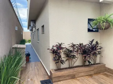 Casa com 3 Quartos à venda, 256m² no Parque Oeste Industrial, Goiânia