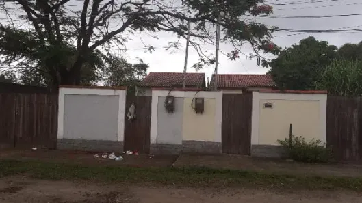 Casa com 1 Quarto à venda, 300m² no Areal, Itaboraí
