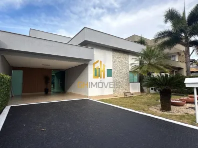 Casa com 3 Quartos à venda, 206m² no Jardins Madri, Goiânia