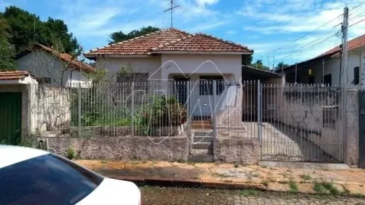 Casa com 6 Quartos à venda, 188m² no Centro, Araraquara