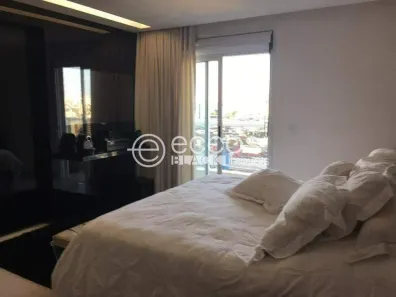 Cobertura com 4 Quartos à venda, 398m² no Lídice, Uberlândia