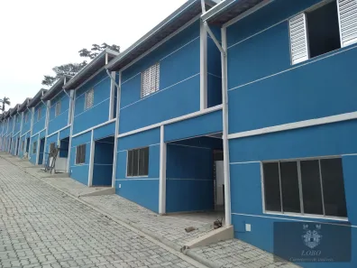 Casa com 2 Quartos para alugar, 60m² no Chácara Recanto Verde, Cotia
