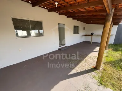 Casa com 2 Quartos para alugar, 134m² no Custódio Pereira, Uberlândia