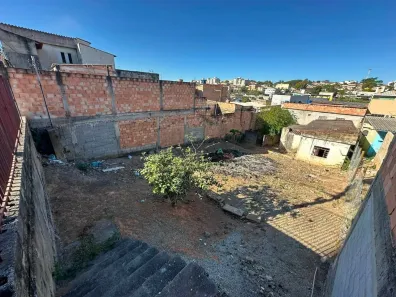Lote/Terreno à venda, 360m² no Alvorada, Contagem