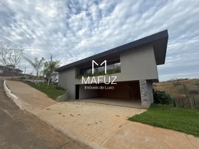 Casa com 5 Quartos para alugar, 250m² no Eco Village, Lagoa Santa