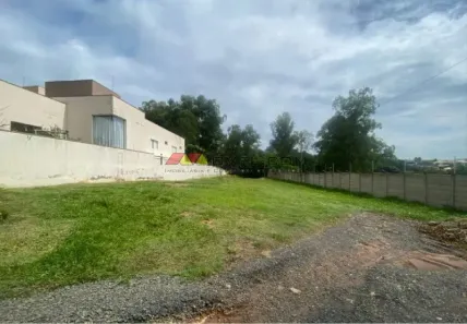 Lote/Terreno à venda, 835m² no Parque Mãe Preta, Rio Claro