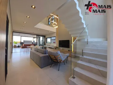 Casa com 3 Quartos à venda, 300m² no Roncáglia, Valinhos