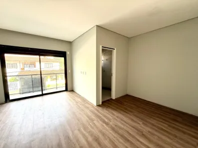 Sobrado com 3 Quartos à venda, 140m² no Glória, Joinville