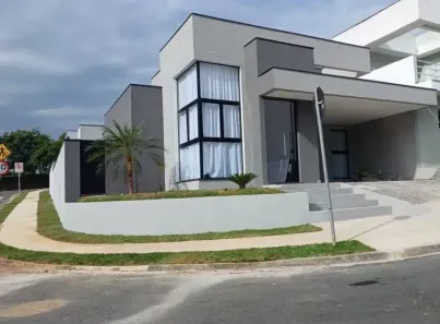 Casa de Condomínio com 3 Quartos para alugar, 196m² no Aparecidinha, Sorocaba