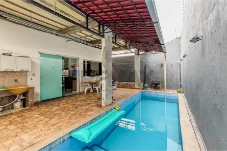 Casa com 2 Quartos à venda, 300m² no São Jorge, Manaus