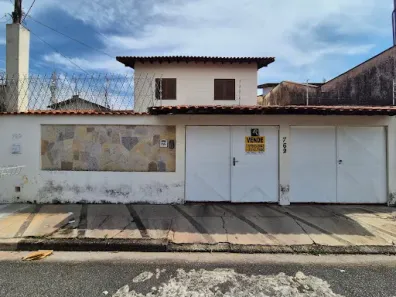 Casa com 3 Quartos à venda, 202m² no Vila Oliveira, Mogi das Cruzes