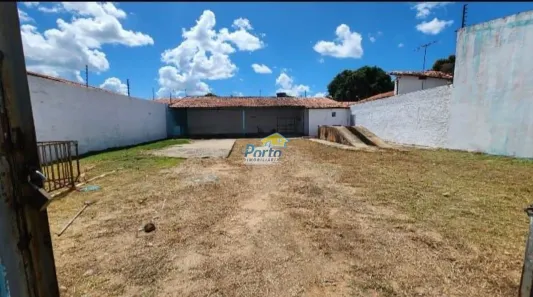 Casa com 3 Quartos à venda, 400m² no Santa Maria, Teresina