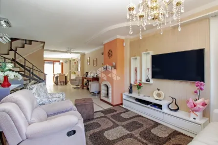 Casa com 4 Quartos à venda, 286m² no Vila Ipiranga, Porto Alegre
