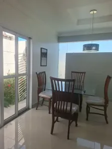 Casa de Condomínio com 3 Quartos para alugar, 70m² no Tarumã, Manaus