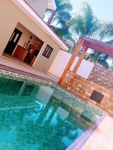 Casa de Condomínio com 3 Quartos para alugar, 280m² no Residencial Villaggio III, Bauru