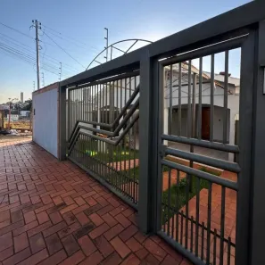 Casa com 3 Quartos para alugar, 139m² no Vila Modelo, Rio Verde