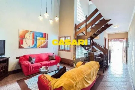 Sobrado com 3 Quartos para alugar, 338m² no Campestre, Santo André