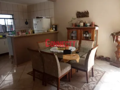 Sobrado com 3 Quartos à venda, 245m² no Planalto Verde, Ribeirão Preto