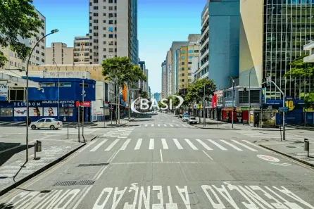 Sala Comercial à venda, 97m² no Centro, Curitiba