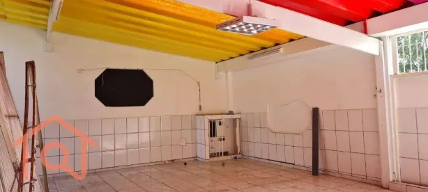 Imóvel Comercial à venda, 350m² no Cidade Vargas, São Paulo
